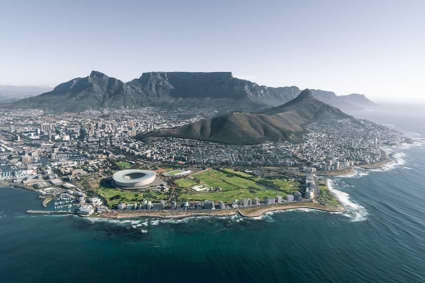 Private jet to Cape Town: the convenience of charter flights