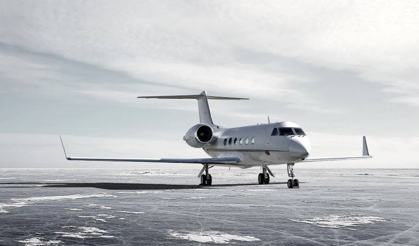 Bitcoin: dove spenderli? Sui voli in jet privato.